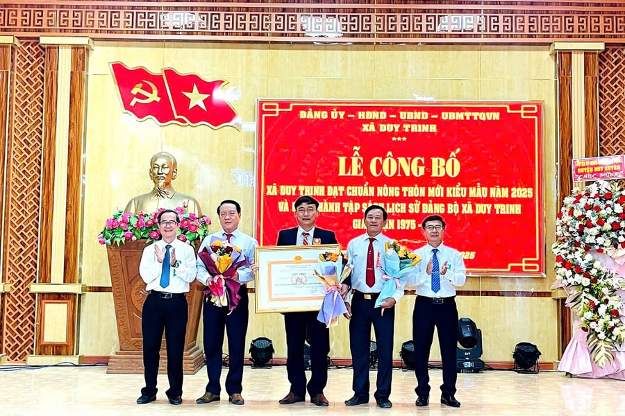 Xã Duy Trinh công bố đạt chuẩn nông thôn mới kiểu mẫu