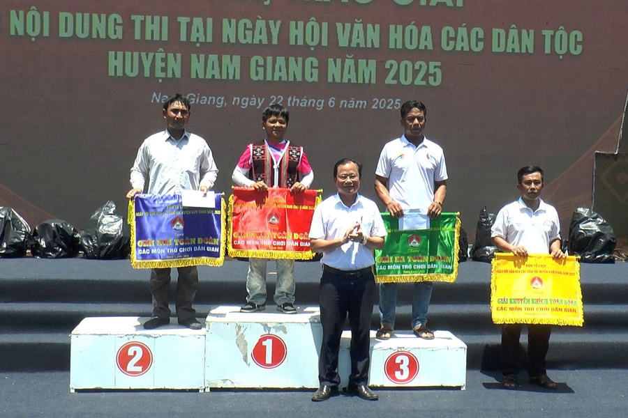 Xã Zuôih nhất toàn đoàn tại Ngày hội văn hóa các dân tộc huyện Nam Giang