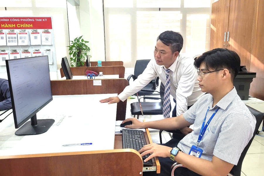 Khơi thông nguồn lực chuyển đổi số cấp xã