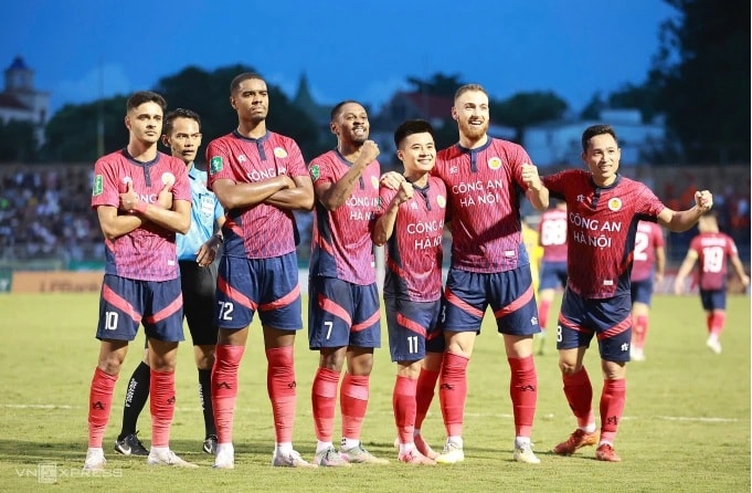 Nhiều đội bóng đề xuất thay đổi điều lệ V-League 2025 - 2026