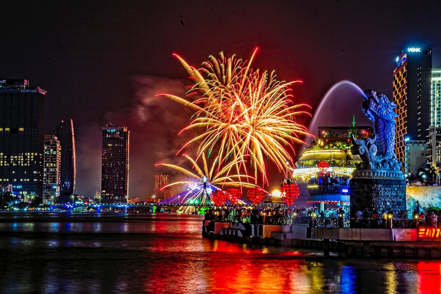 Impressions of fireworks city
