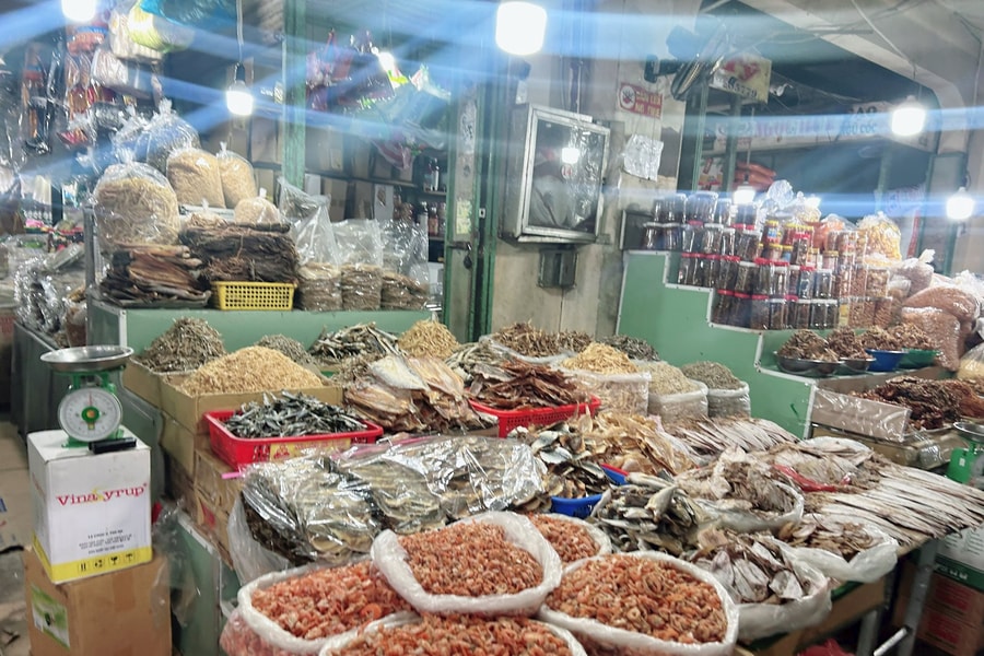 Cẩn trọng với thực phẩm khô không rõ nguồn gốc