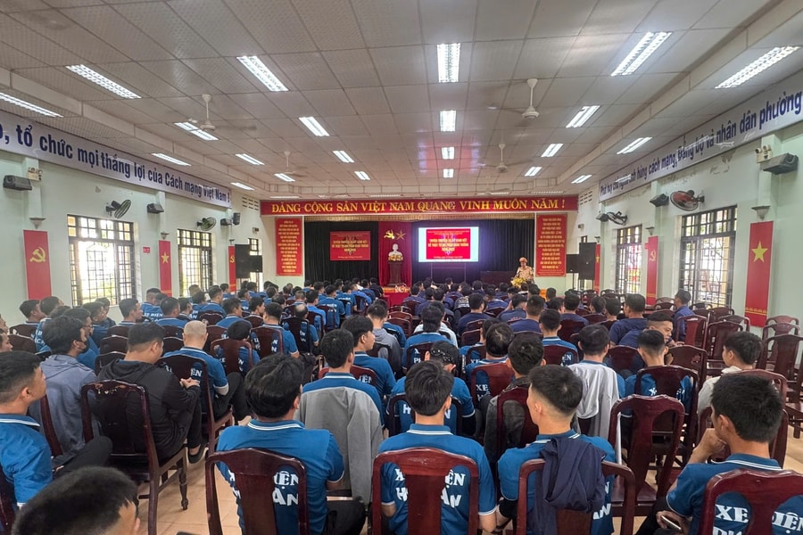 Xây dựng “đại sứ” an toàn giao thông