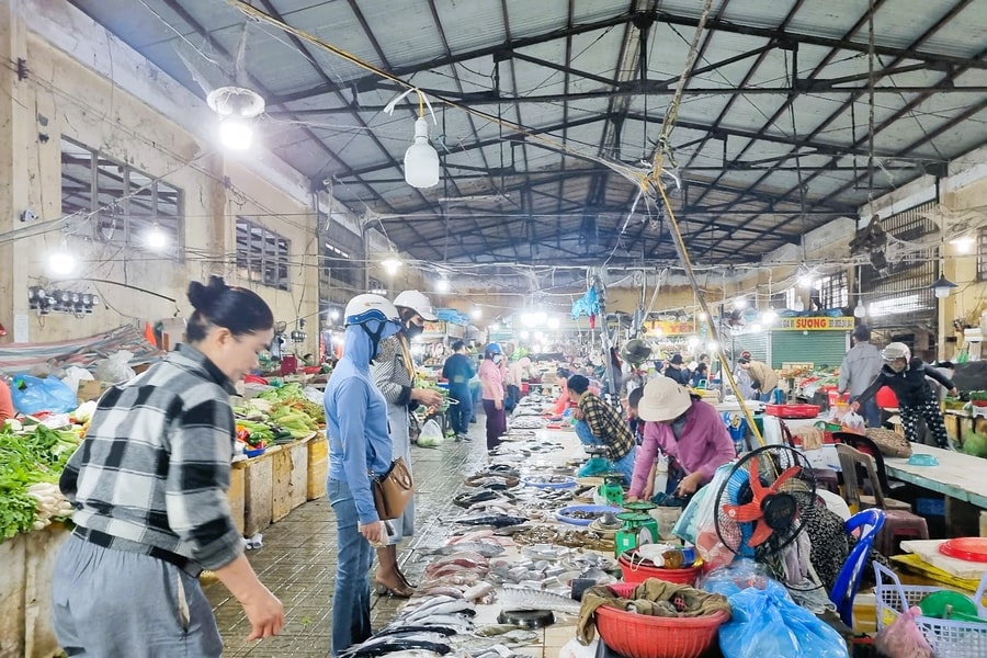 Cư dân đô thị đi chợ