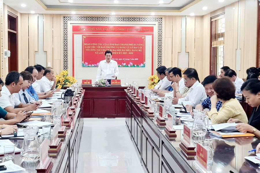 Phó Chủ tịch Thường trực HĐND thành phố Trần Phước Sơn làm việc với Đảng ủy xã Đại Lộc
