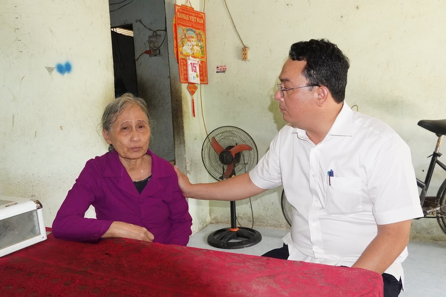 Phát triển bền vững từ lòng dân và sức dân