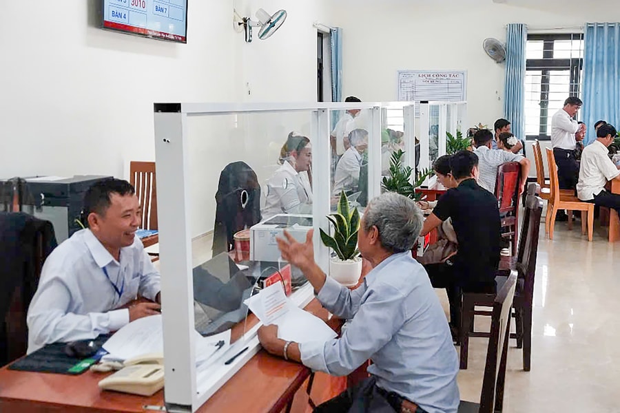 Chuẩn hóa đội ngũ cán bộ