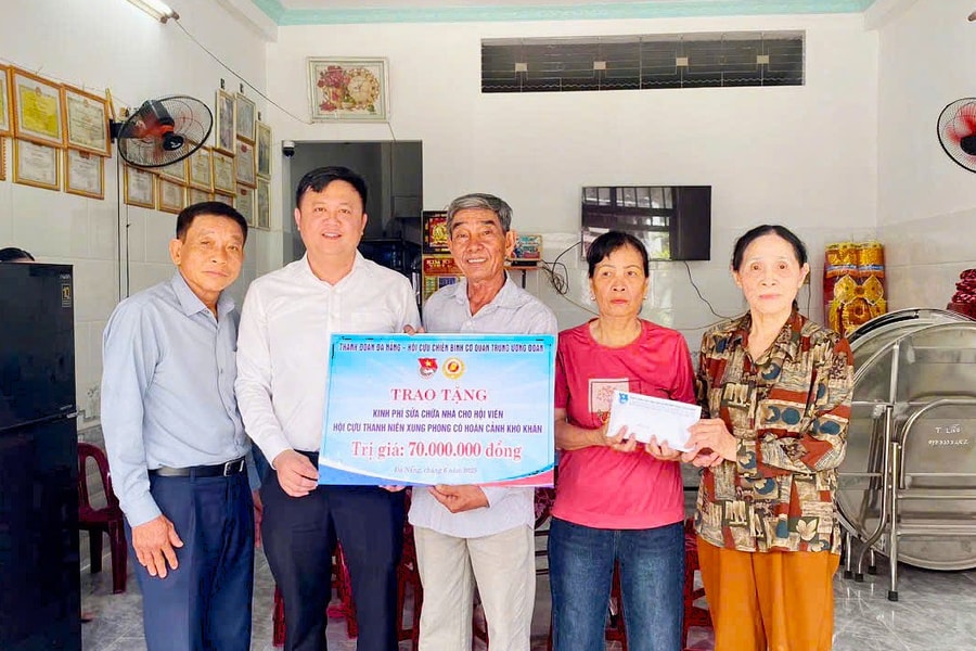 Chăm lo đời sống cựu thanh niên xung phong