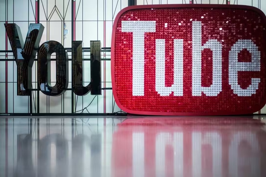 Úc cấm trẻ dưới 16 tuổi vào YouTube để chặn “thuật toán săn mồi”