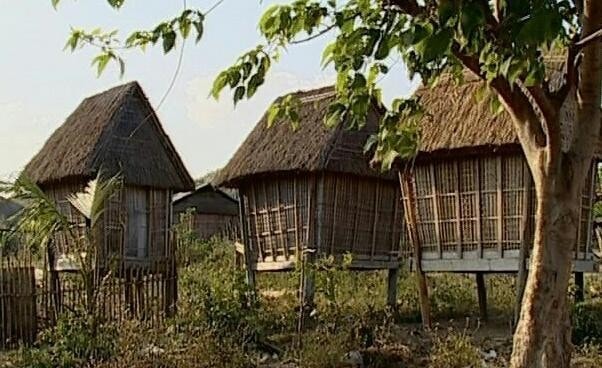 Văn hóa làng ở Trường Sơn - Tây Nguyên