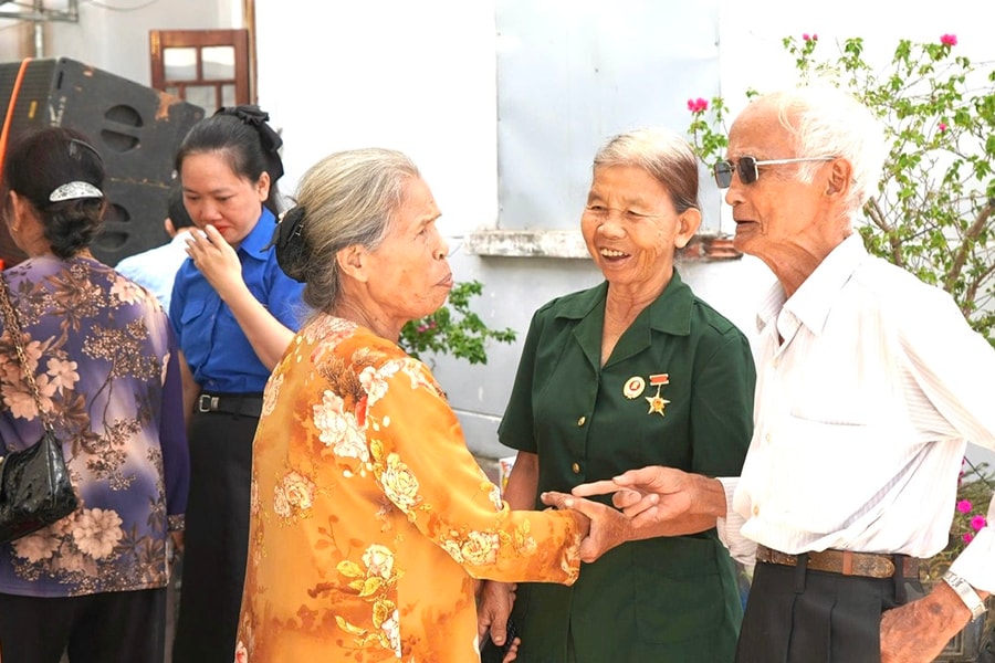 Khắc ghi một thời hoa lửa