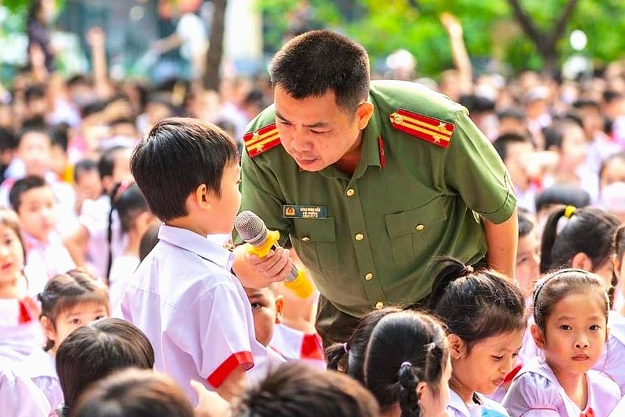 Bảo vệ trẻ em trên không gian mạng