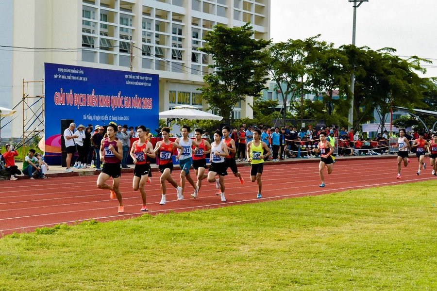 Nearly 500 athletes compete in National Athletics Championship 2025 in Da Nang