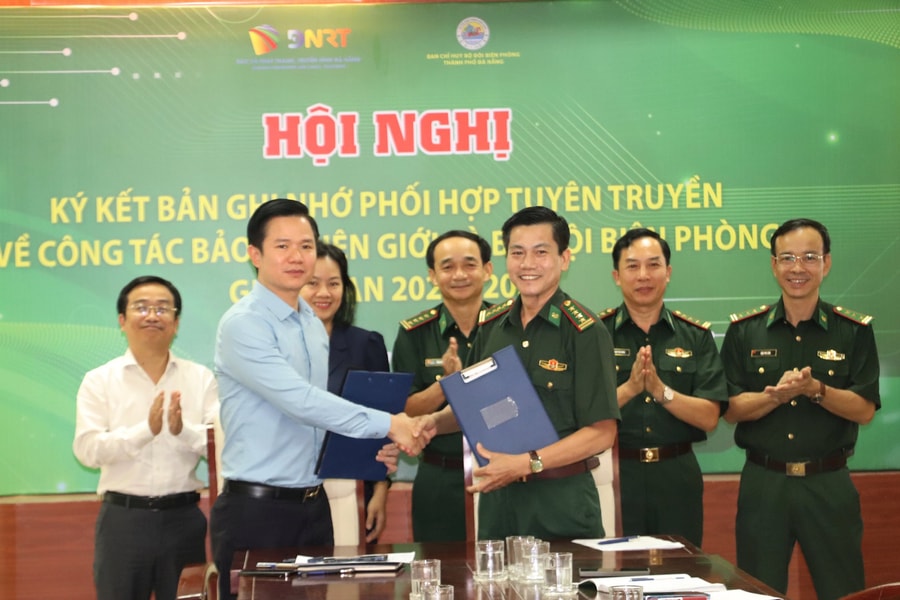 Báo và Phát thanh, Truyền hình Đà Nẵng và Bộ đội Biên phòng ký kết phối hợp tuyên truyền về công tác bảo vệ biên giới