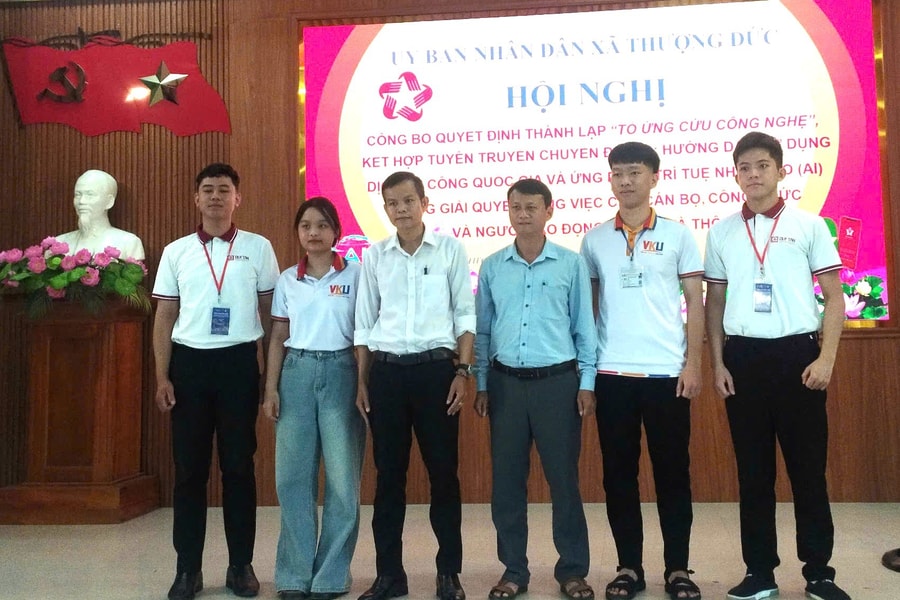Xã Thượng Đức thành lập Tổ ứng cứu công nghệ hỗ trợ người dân