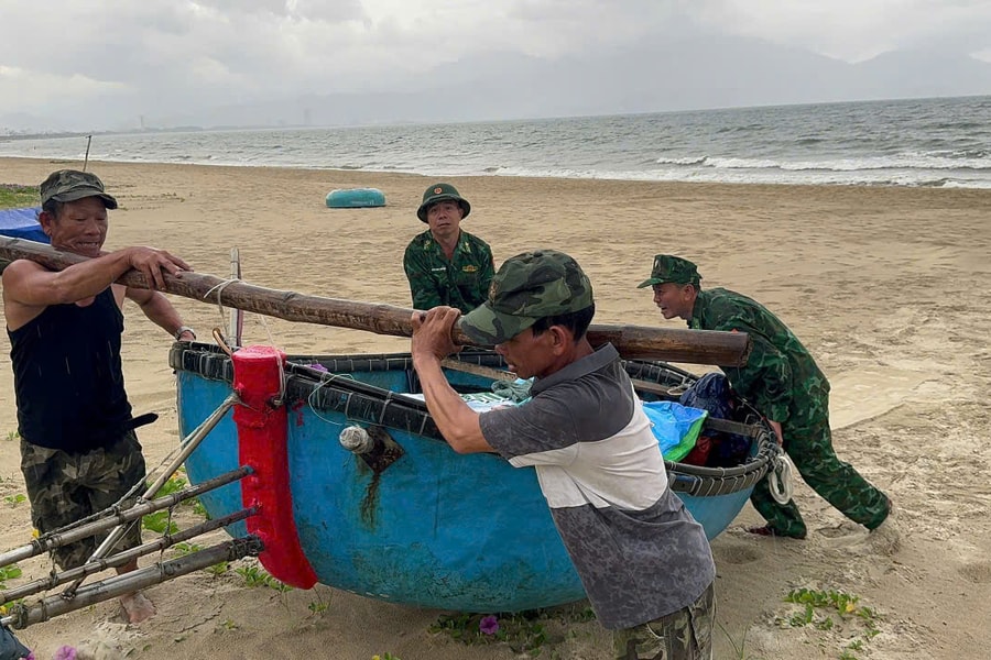 Bộ đội Biên phòng Đà Nẵng chủ động ứng phó, sát cánh cùng nhân dân phòng chống bão số 5