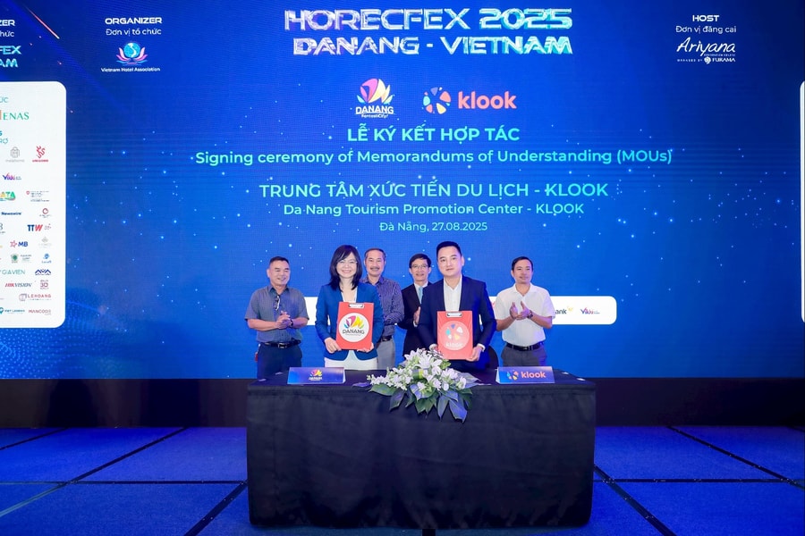 Da Nang signs cooperation agreements with online travel agents to foster tourism