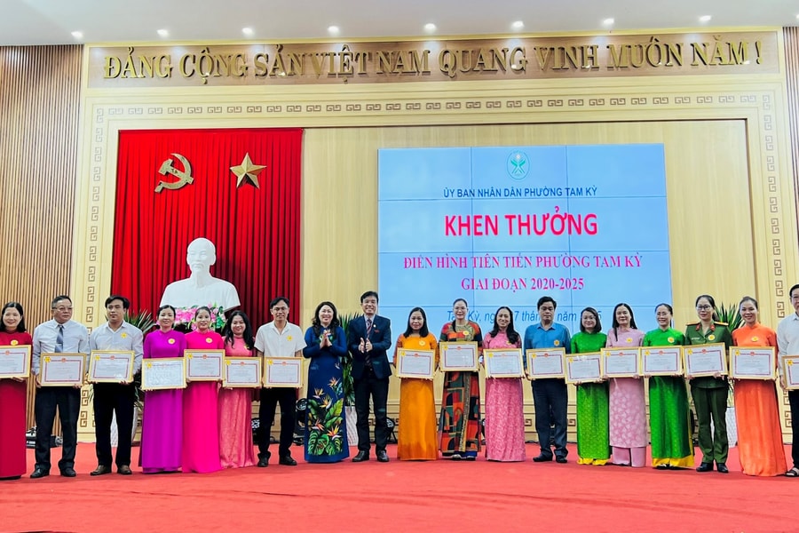 Phường Tam Kỳ tuyên dương 92 tập thể, cá nhân điển hình tiên tiến