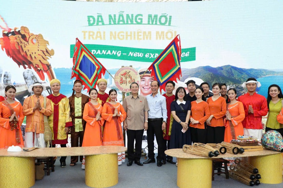 Phó Chủ tịch Quốc hội Nguyễn Đức Hải tham quan Triển lãm “Lịch sử và sứ mệnh Quốc hội Việt Nam”