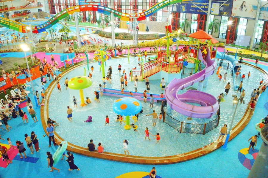 Da Nang bustles with visitors during National Day holiday