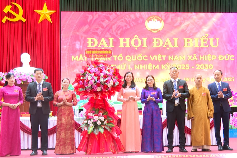 Mặt trận xã Hiệp Đức vận động xây mới 24 căn nhà cho hộ nghèo