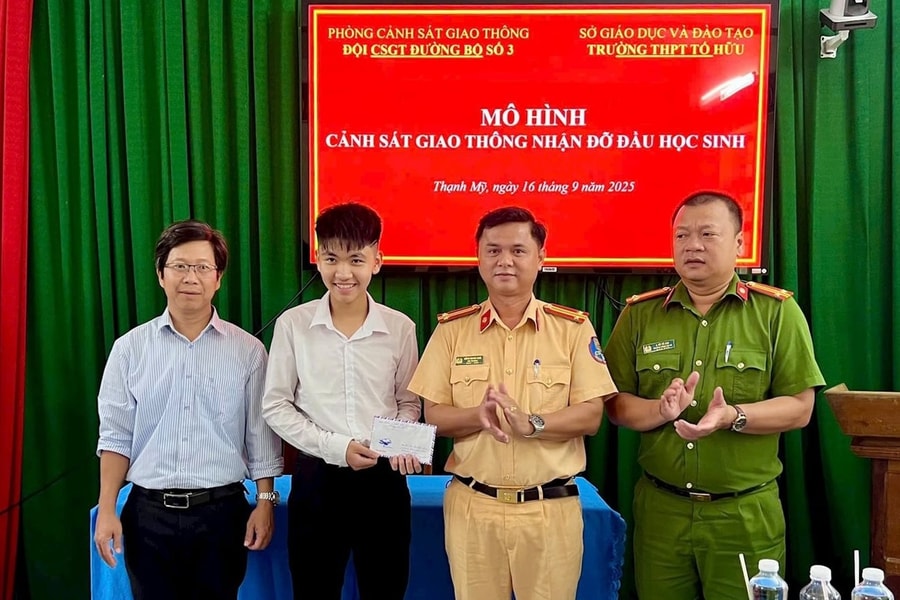 Tăng cường phối hợp tuyên truyền, giáo dục pháp luật giao thông cho học sinh