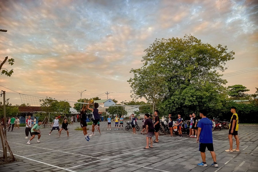 "Sân bóng chuyền của thầy Kỳ"