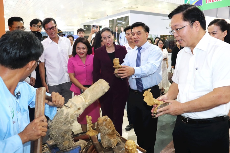 Đà Nẵng khai mạc Hội chợ quốc tế thương mại, du lịch và đầu tư Hành lang kinh tế Đông Tây - 2025