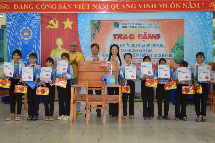 Hội Kiến trúc sư thành phố đồng hành đồng bào miền núi