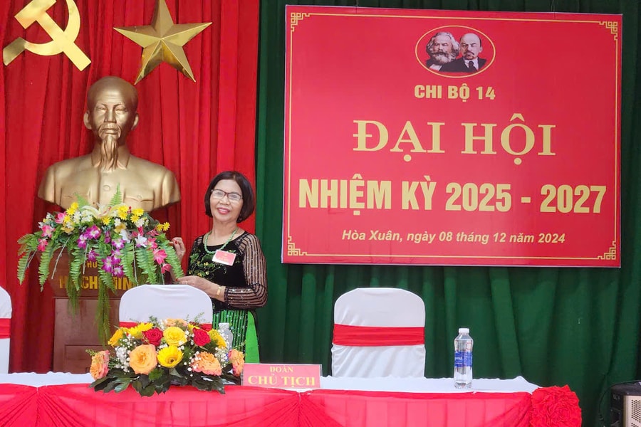 Nữ du kích kiên trung vùng cát Bình Dương