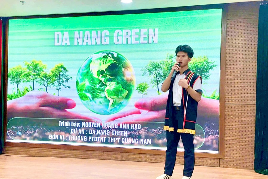 Tri thức số mở lối tương lai học sinh vùng cao
