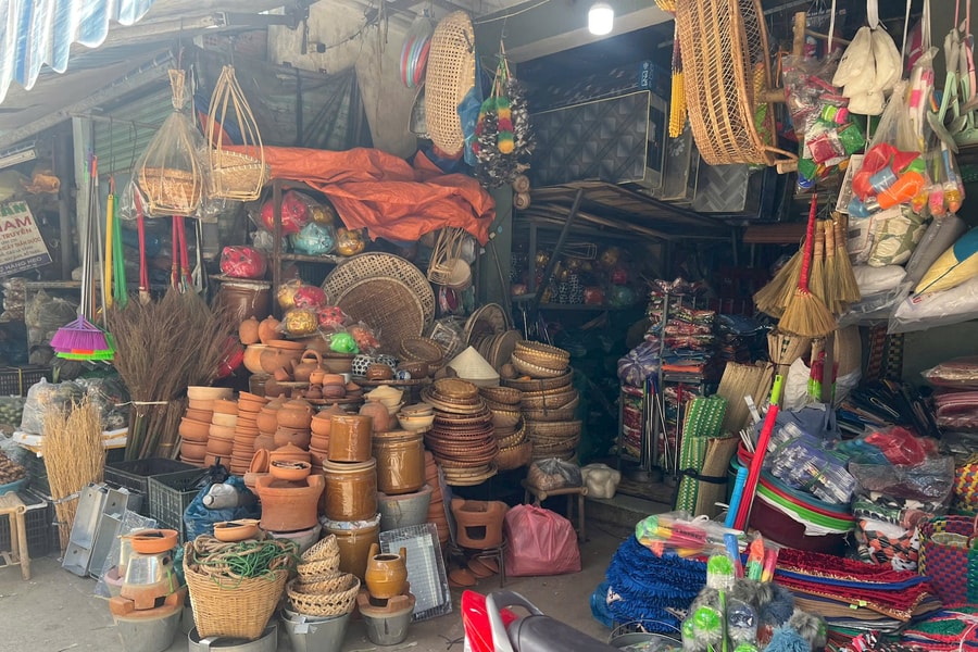 Hàng Heo mà chẳng bán heo