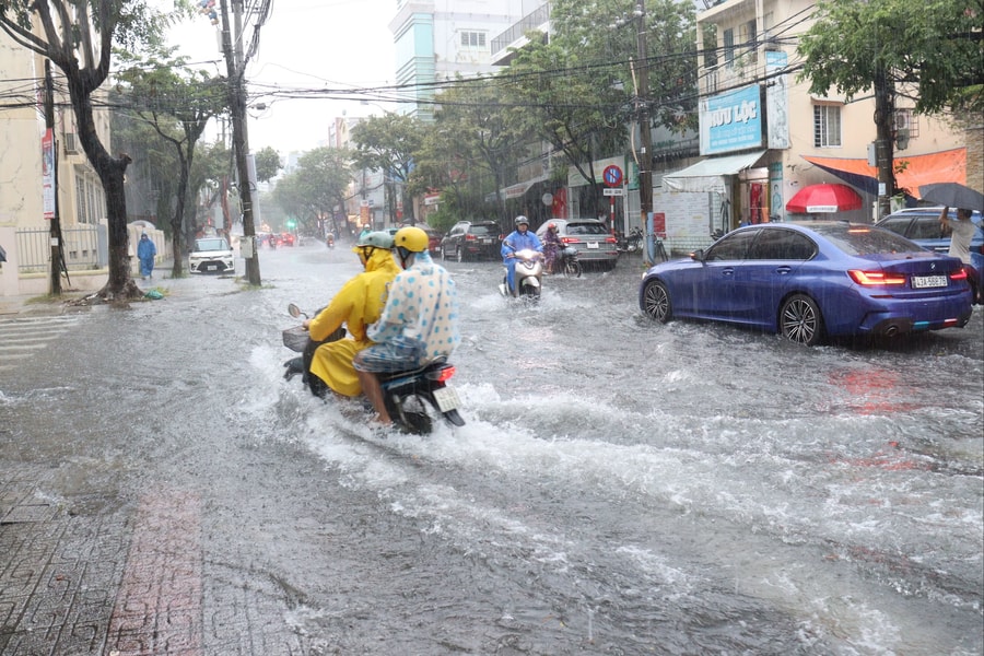 Từng bước giải quyết ngập nước cục bộ và ngập úng đô thị