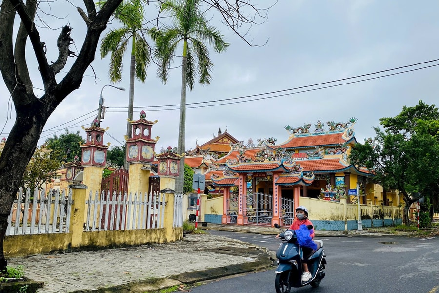 Phố... nhà thờ