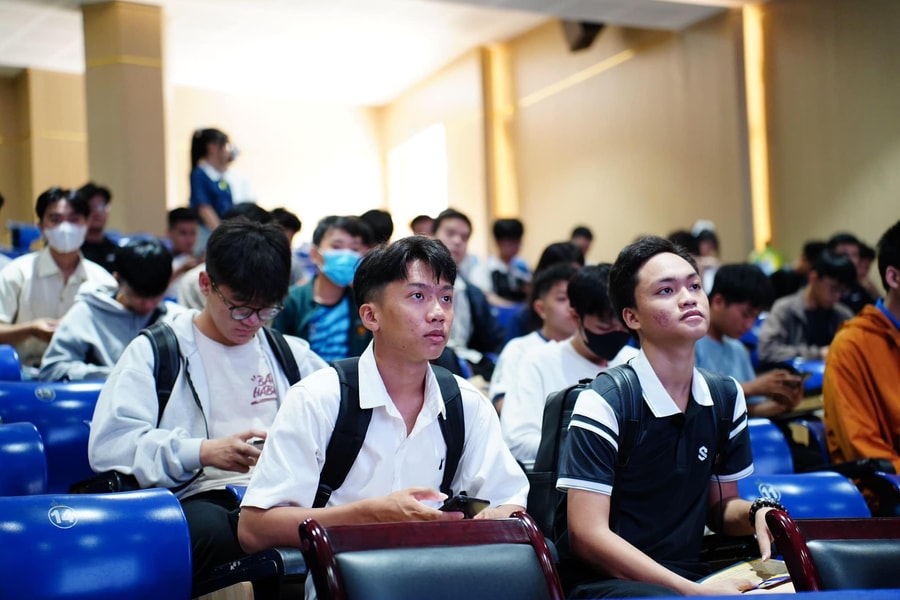 Chuẩn hóa chất lượng đại học