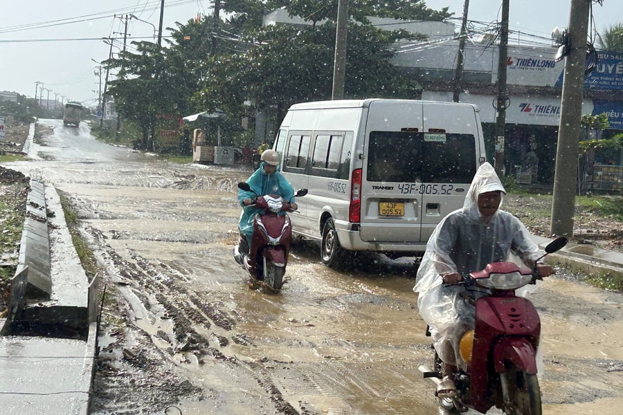 Cần sớm hoàn thiện tuyến giao thông khu tái định cư Hòa Liên 4 và đường Khánh Sơn 3