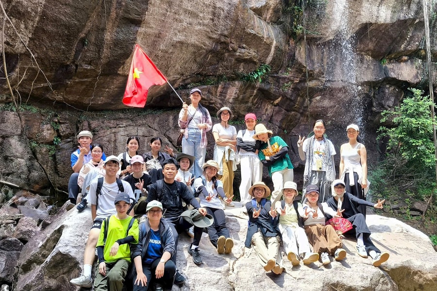 Trekking mùa mưa: khi đam mê vượt qua giới hạn an toàn