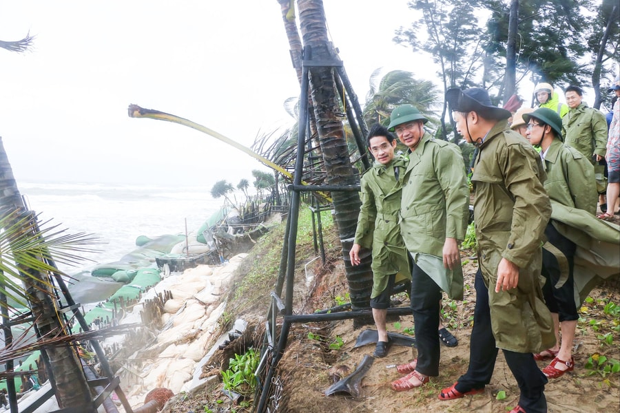 Bí thư Thành ủy Đà Nẵng Lê Ngọc Quang: Công tác phòng, chống sạt lở bờ biển cần được tiếp cận toàn diện, lâu dài và bền vững
