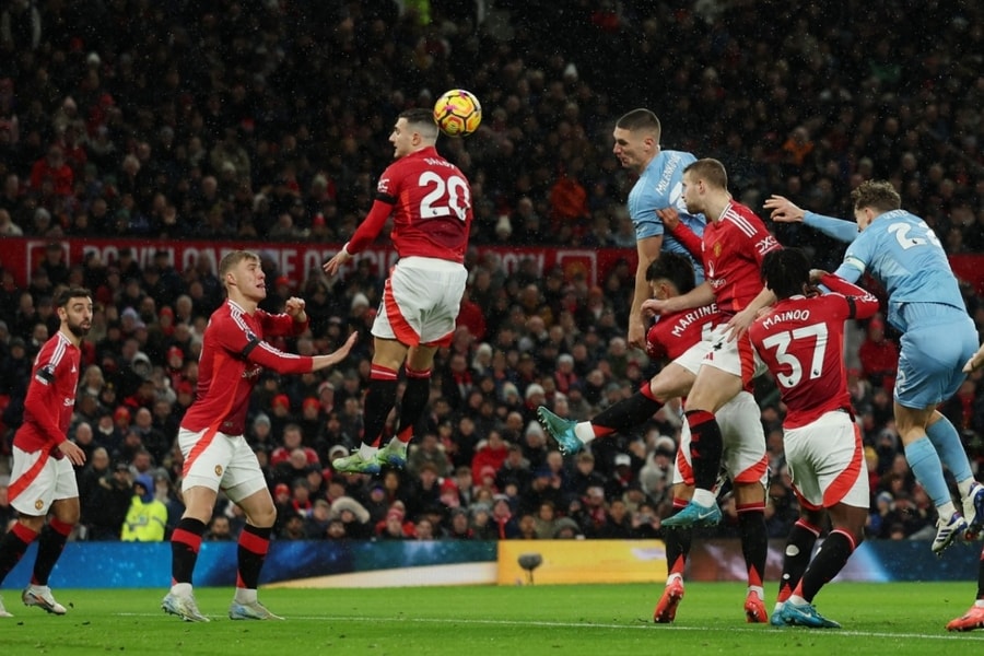 Nhận định Nottingham vs MU, 22h00 ngày 1.11: Hy vọng Harry Maguire kịp bình phục