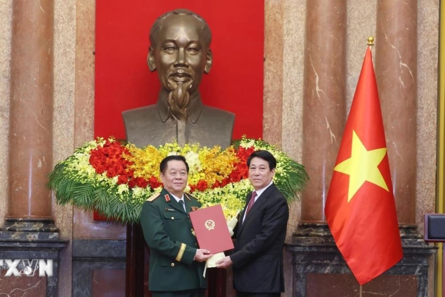 Ông Nguyễn Trọng Nghĩa giữ chức Chủ nhiệm Tổng cục Chính trị, thăng quân hàm Đại tướng