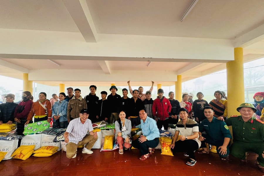 Các phường, xã kết nghĩa hướng về vùng lũ