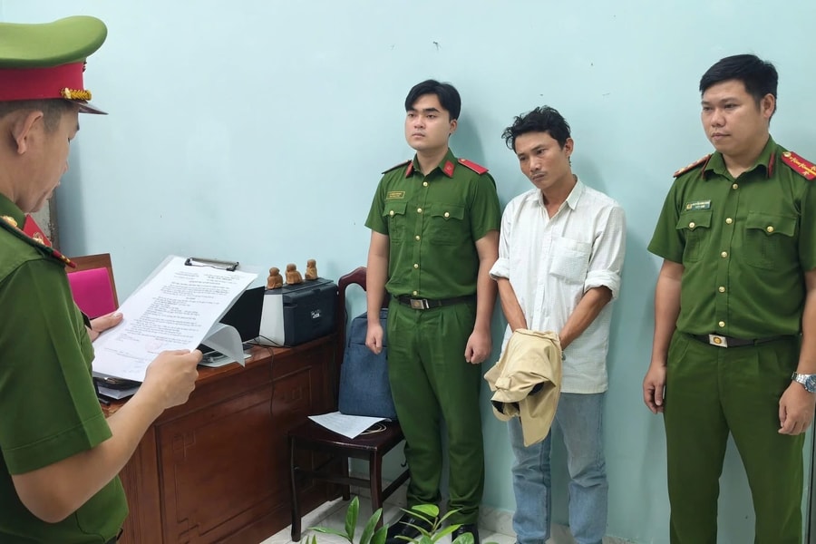 Bắt tạm giam đối tượng lợi dụng chức vụ, quyền hạn khi thi hành công vụ