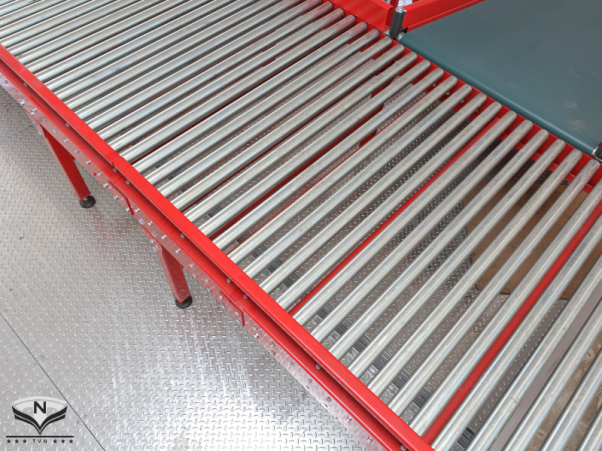 Băng tải tùy chỉnh theo yêu cầu: Giải pháp linh hoạt từ xưởng cơ khí TVN