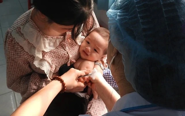 Triển khai nghiêm túc, hiệu quả công tác tiêm chủng mở rộng trên địa bàn Đà Nẵng