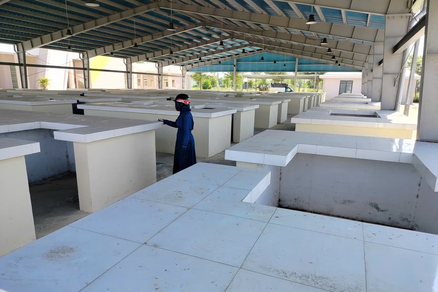 Cam kết sớm bàn giao chợ Chiên Đàn