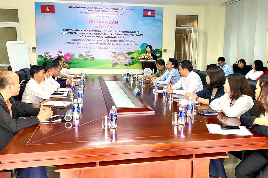 Chuyển giao tiến bộ khoa học kỹ thuật nông nghiệp cho cán bộ tỉnh Sê Kông