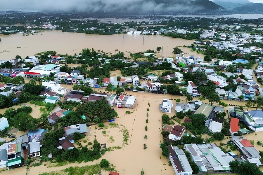 Núi trôi, đất chảy, chạy về đâu?