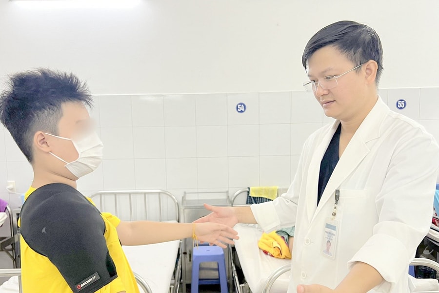 Xây dựng mạng lưới và nâng cao chất lượng điều trị đột quỵ