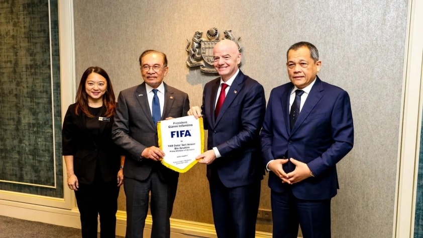 Malaysia cam kết làm rõ vụ FIFA điều tra sai phạm nhập tịch