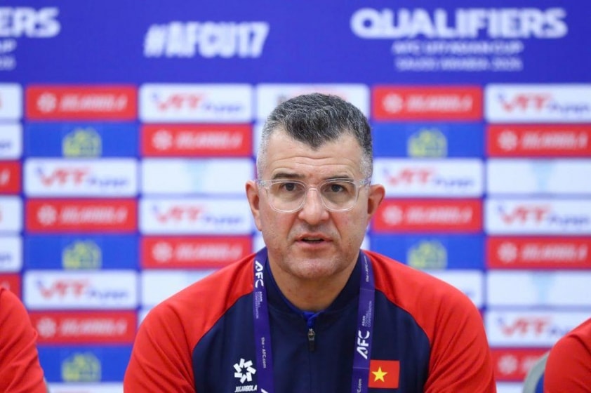 U17 Việt Nam 6-0 Singapore: HLV Roland lý giải chiến thắng